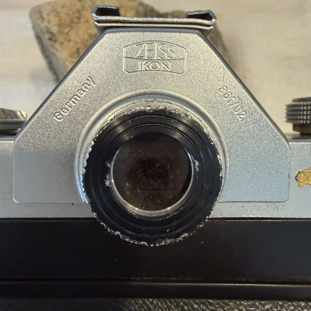 Zeiss Ikon Contaflex 35mm Film Camera Tessar 45mm F/2.8 Germany w/ Case UNTESTED